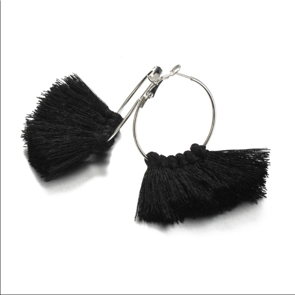 Tassel earrings - Picture 3 of 4